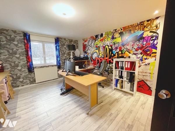 immeuble pour reprise d'activité ou création de logements.