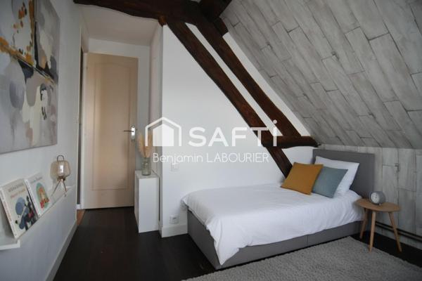 Duplex de caractère avec vue sur la Tour de l'Horloge