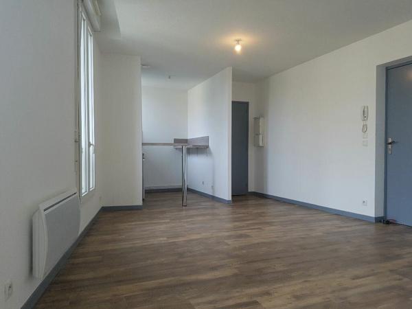 Appartement à louer    2 pièces •  Aire-sur-l'Adour