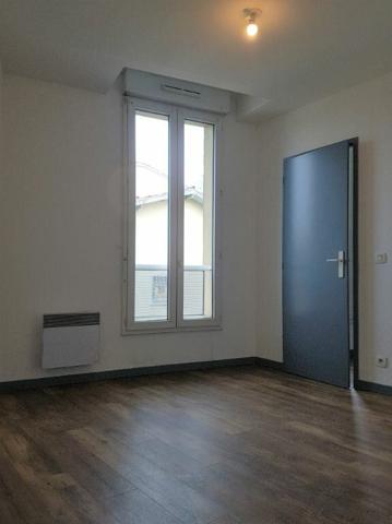 Appartement à louer    2 pièces •  Aire-sur-l'Adour