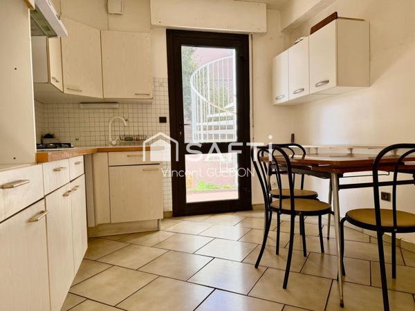 T3 en Rez-de-Jardin avec Double Garage et Jardin Privatif