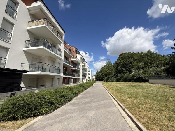 EXCLUSIVITE - REIMS- Quartier Clairmarais- T2 de 42,08 m² avec parking en sous-sol