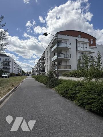 EXCLUSIVITE - REIMS- Quartier Clairmarais- T2 de 42,08 m² avec parking en sous-sol