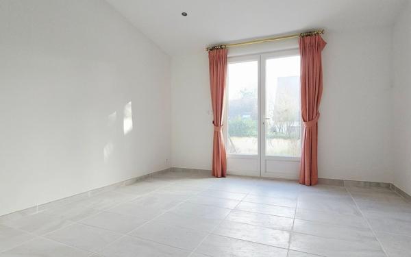 Maison à vendre    6 pièces •  Villecresnes