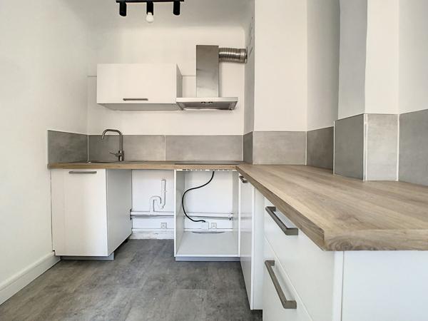 A vendre type 2 Marseille 13014 Bon secours investisseur