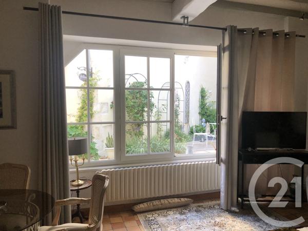 Maison à vendre  5 pièces - 178 m 2   ST JEAN D ANGELY  - 17