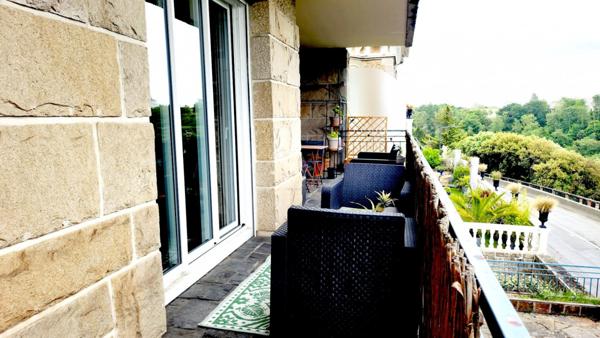 Appartement spacieux de 138m2 avec grande terrasse de 30m2 et double garage