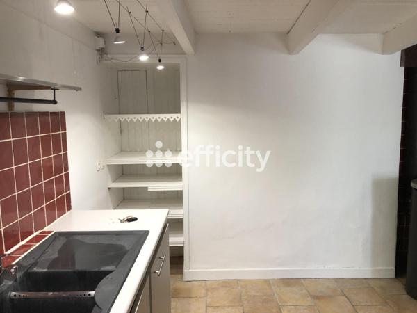 Maison
         5 pièces
        - 119 m² 460 000 € *