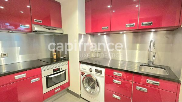 Appartement à vendre 2 pièces PARIS 8EME ARRONDISSEMENT (75)
