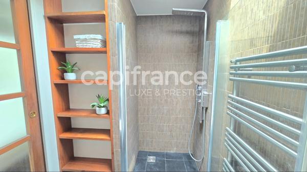 Appartement à vendre 2 pièces PARIS 8EME ARRONDISSEMENT (75)