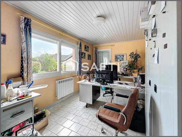 Bâtiment avec entrepôt et bureaux modulables..