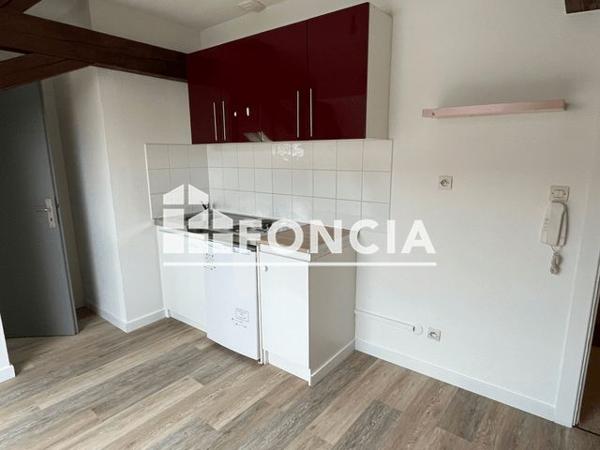 Location Studio 17 m² - 17 RUE LAURENT Mulhouse 68100