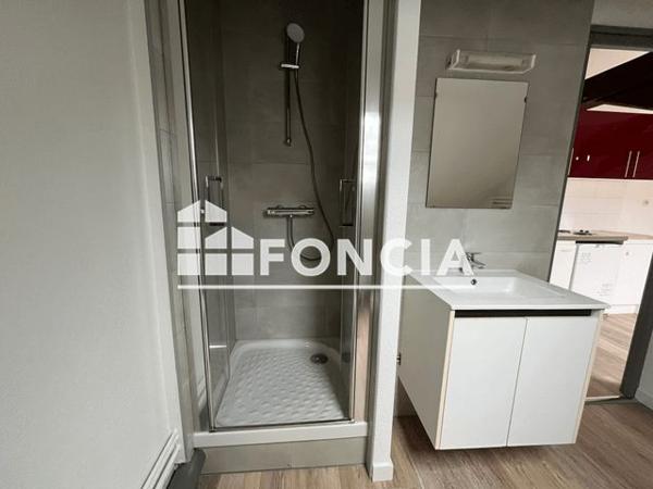 Location Studio 17 m² - 17 RUE LAURENT Mulhouse 68100