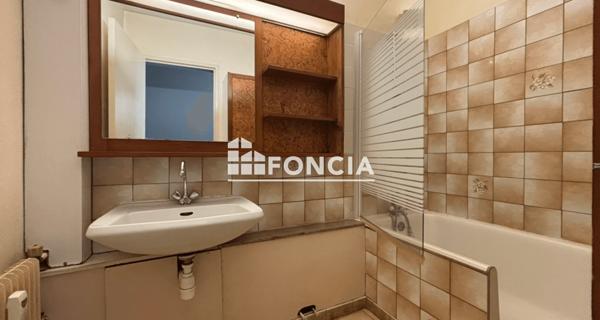 À vendre Studio 39.62 m² - La Rochelle 17000