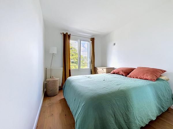 Chatou - Appartement 3 pièces entièrement rénové €237 000 ** - Référence 162079