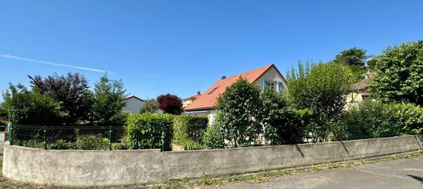 Maison fonctionnelle au calme à Chauriat