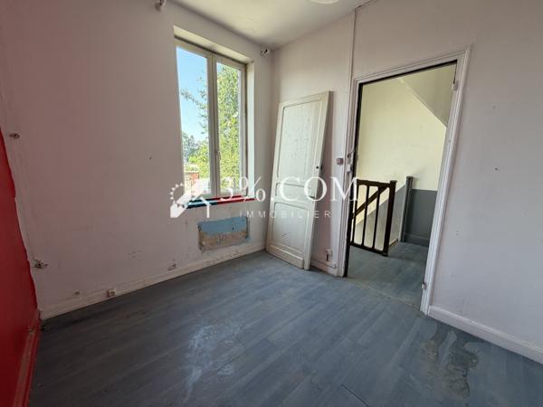 Maison
                                                                                                                                                                                                                                                                                                                        5 pièce(s)                                                                                                                                                                                                          4 chambre(s)                                                                                                                                                                                                          109  m²