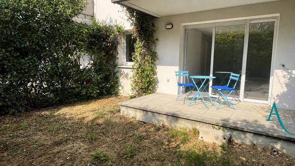 Toulouse 2 pièce(s) 38 m2 -Jardin privatif, parking