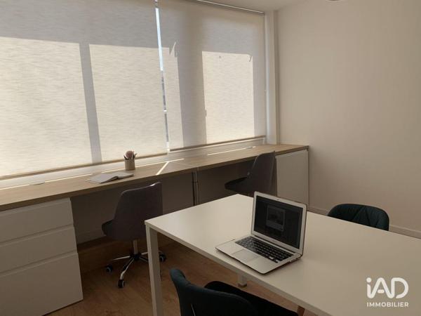 Location bureaux 14 m² Marseille 8