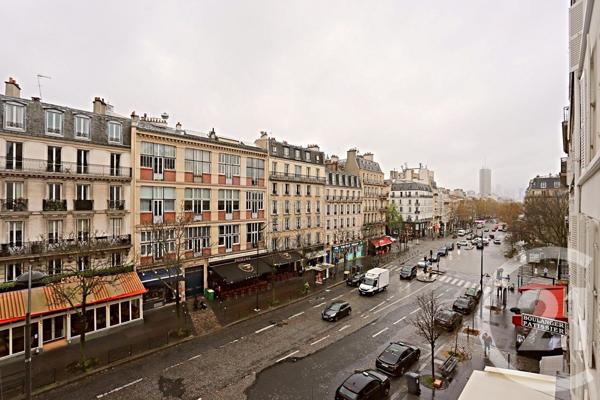 Appartement F3 à vendre  3 pièces - 67 m2 PARIS - 75008