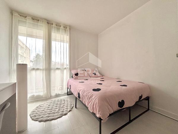 Grand appartement sur Pontault 4 Pièces,  3 Chambres 72m² avec parking et cave.