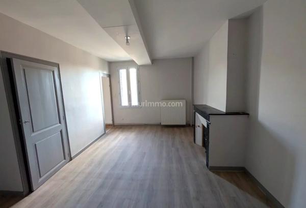 Location Appartement 3 pièces 76 m2 à Coutras