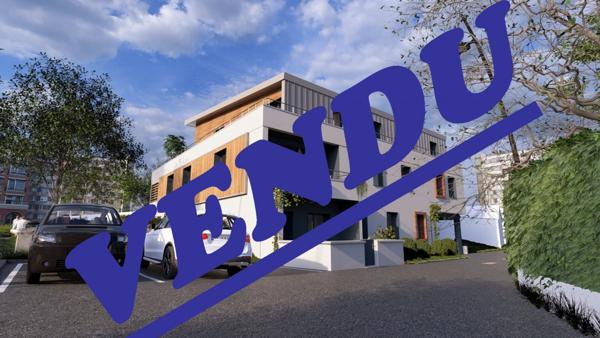 STUDIO  AVEC TERRASSE PRIVATIVE à CHOLET