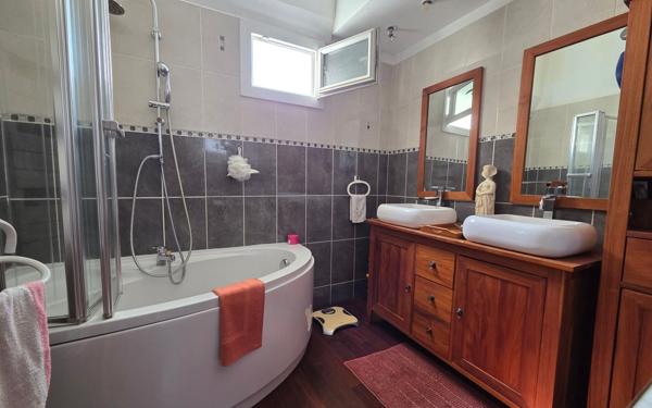 Maison à vendre    4 pièces • 185 m2 Perpignan