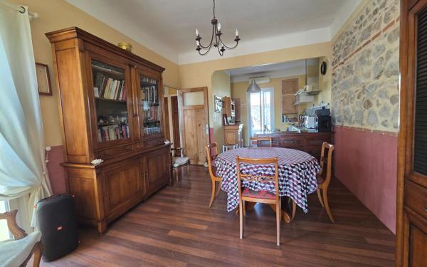Maison à vendre    4 pièces • 185 m2 Perpignan
