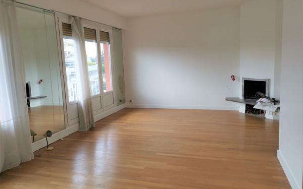 Appartement à vendre    4 pièces • 88,58 m2 Gentilly