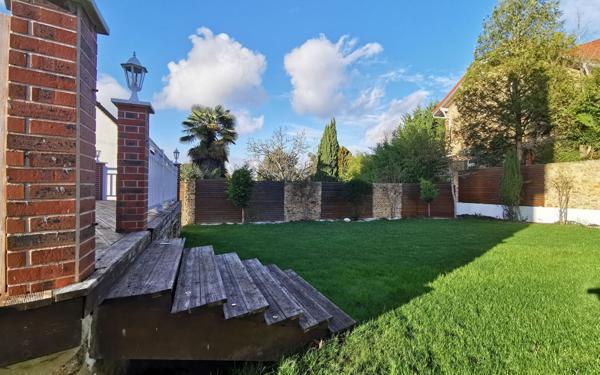 Maison à vendre    6 pièces • 200 m2 Brunoy