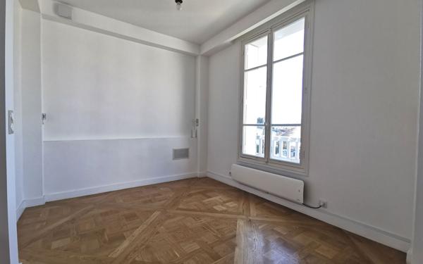 Maison à vendre    6 pièces • 200 m2 Brunoy