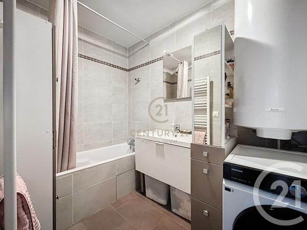 Appartement F3 à vendre  3 pièces - 65,82 m2 CHAMPS SUR MARNE - 77