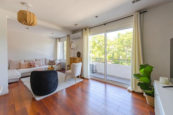 Appartement à vendre 3/4 pièces MARSEILLE 8EME arrondissement. Carré d'Or. Jardin, terrasse, balcon, cave, garage