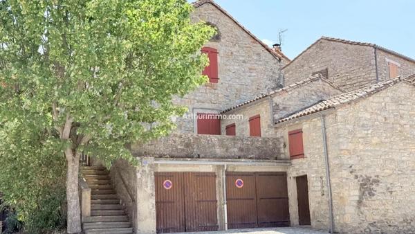 Vente                                                      Maison
                        
                     9 pièces                      196 m2                     à Saint-Georges-de-Luzençon