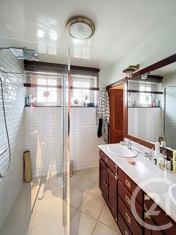 Maison à vendre  7 pièces - 157 m2 OISSEAU - 53