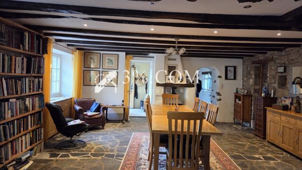 Maison 5 pièce(s) 3 chambre(s) 160 m²