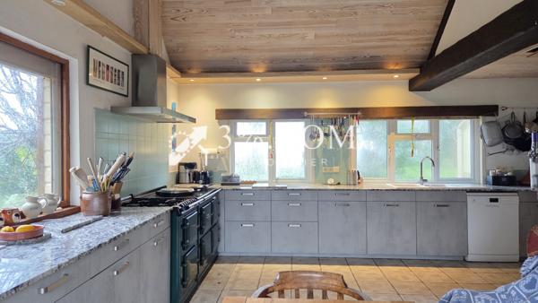 Maison 5 pièce(s) 3 chambre(s) 160 m²