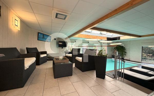 Maison à vendre    7 pièces • 270 m2 Soissons