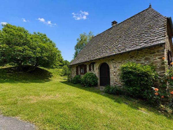 Maison à louer 750 € CC Laval-de-Cère 3 p 96 m² DPE C