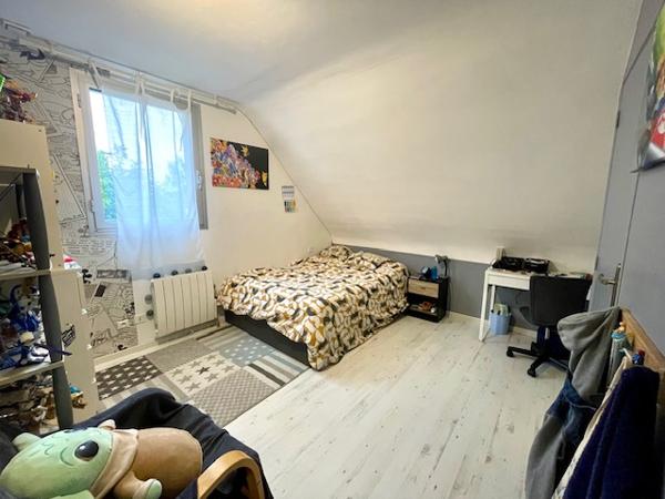 La Meignanne (49770) Maison 4 chambres + bureau sur sous-sol, terrain 1000 m²