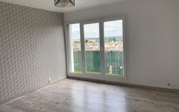 Appartement à louer    2 pièces •  Compiègne