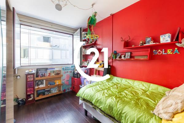 Appartement F3 à vendre  3 pièces - 70 m2 PARIS - 75018