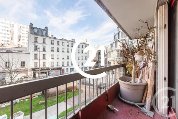 Appartement F3 à vendre  3 pièces - 70 m2 PARIS - 75018
