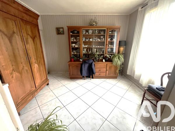 Maison à vendre 10 pièces 222 m² Villeneuve-le-Roi