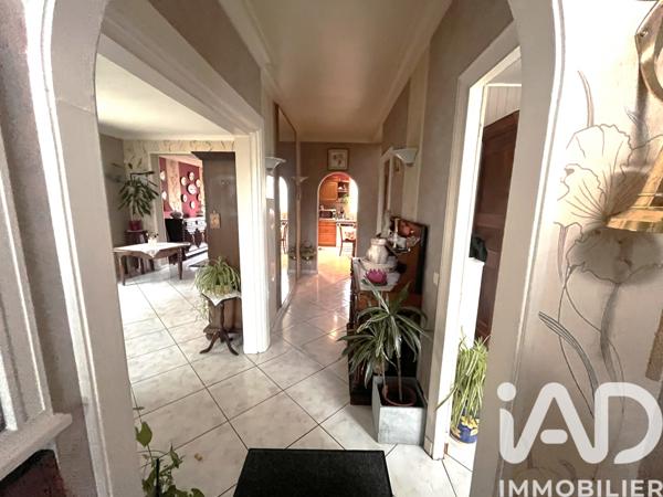 Maison à vendre 10 pièces 222 m² Villeneuve-le-Roi