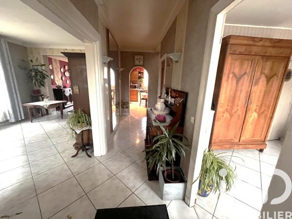 Maison à vendre 10 pièces 222 m² Villeneuve-le-Roi