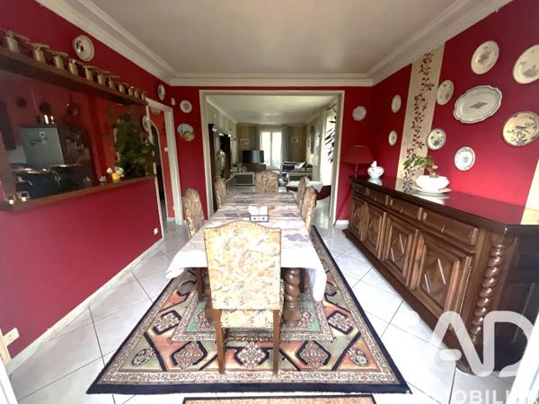 Maison à vendre 10 pièces 222 m² Villeneuve-le-Roi