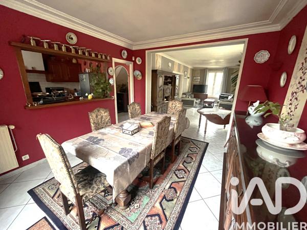 Maison à vendre 10 pièces 222 m² Villeneuve-le-Roi