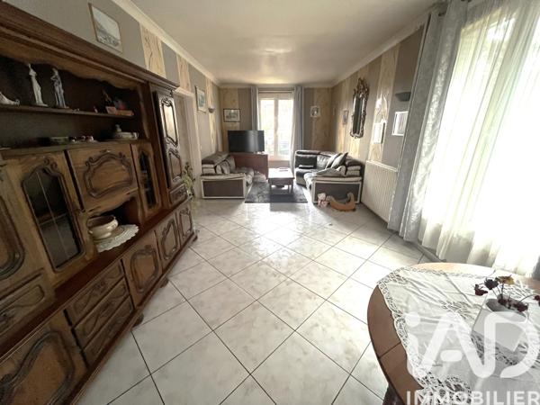 Maison à vendre 10 pièces 222 m² Villeneuve-le-Roi